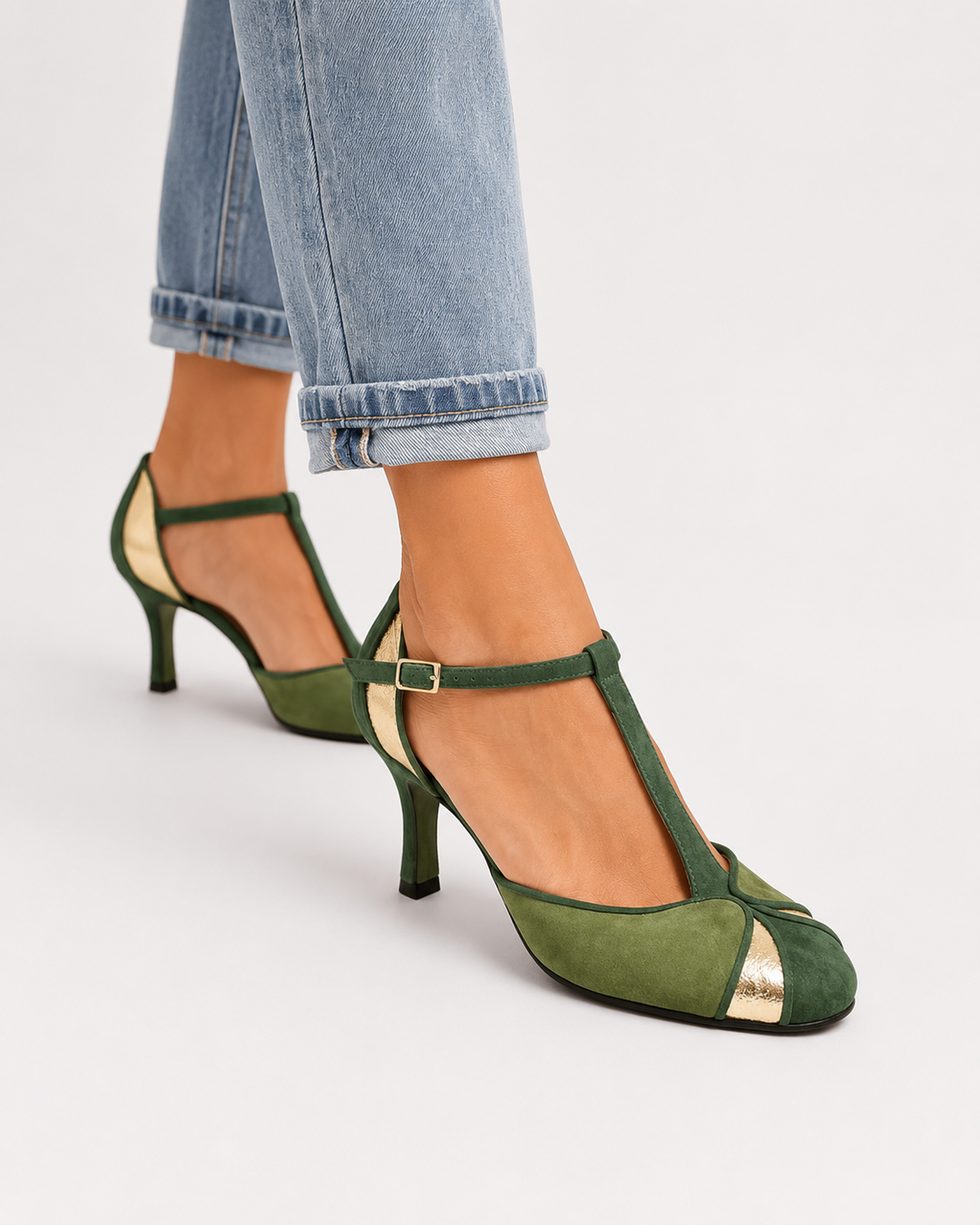 Taviana | Zapatos de tacón patchwork con tira en T y punta cerrada