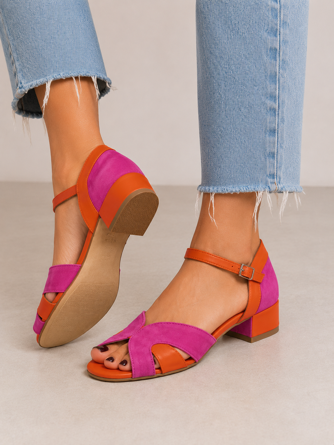 Lorette | Sandalias color block con tacón cómodo